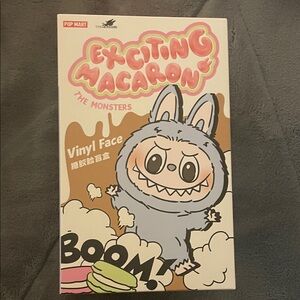 Pop Mart Exciting Macaron “Toffee”